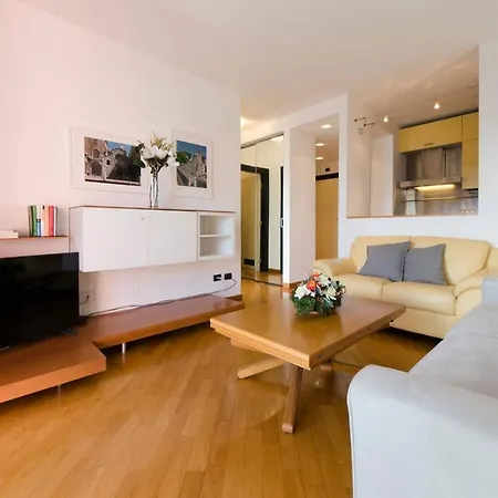 Joivy Exclusive Seaview Flat For 4, In Central Apartment Genoa