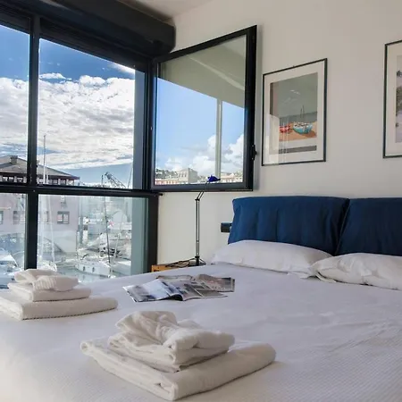 Joivy Exclusive Seaview Flat For 4, In Central Apartment Genoa