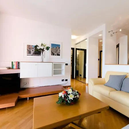 Joivy Exclusive Seaview Flat For 4, In Central